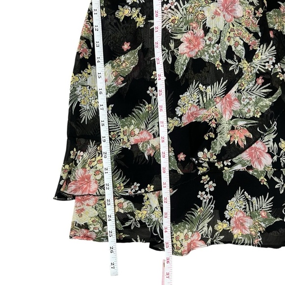 Almost Famous Black Floral Dress - Medium - Picture 10 of 12